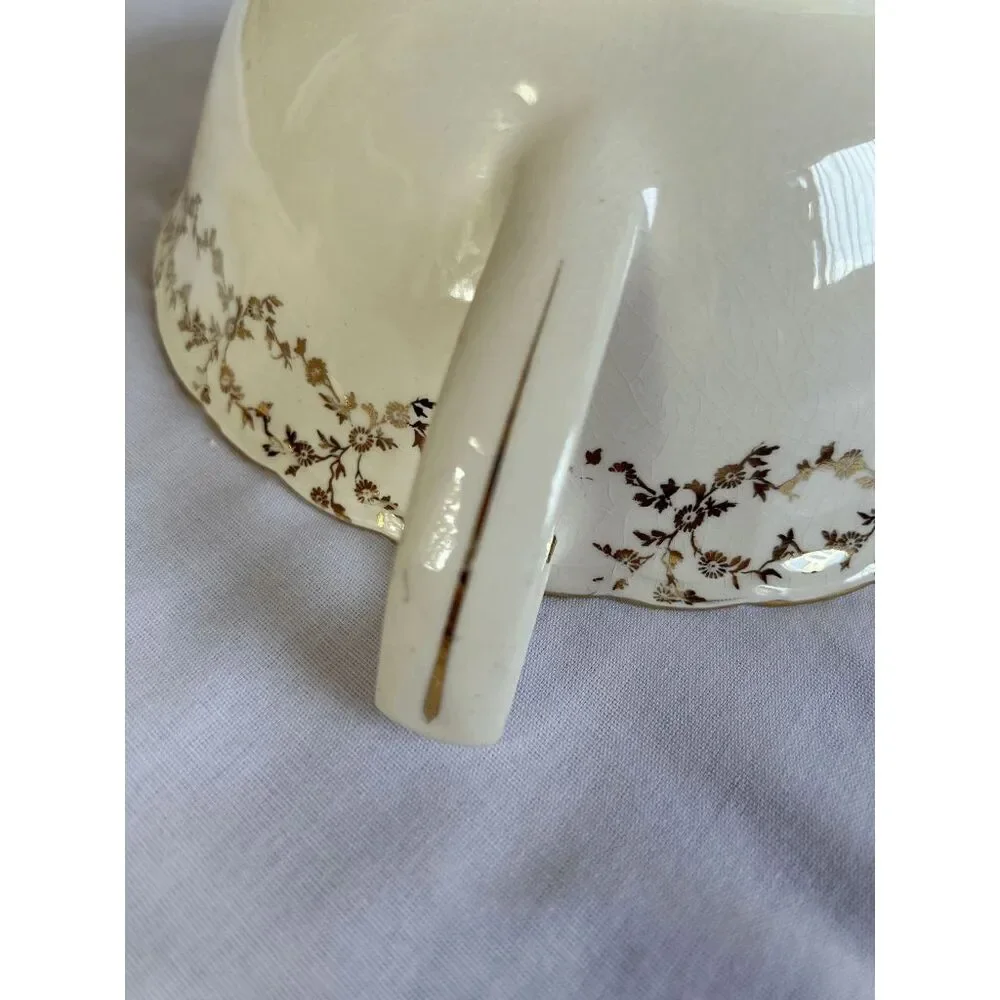 Vintage Royal China 22-K-Gold Serving Bowl with Lid & Handles Cream/Gold Colored